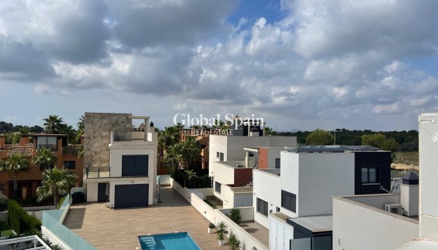 VILLA - Revente - SAN MIGUEL DE SALINAS -
                Altos De San Miguel