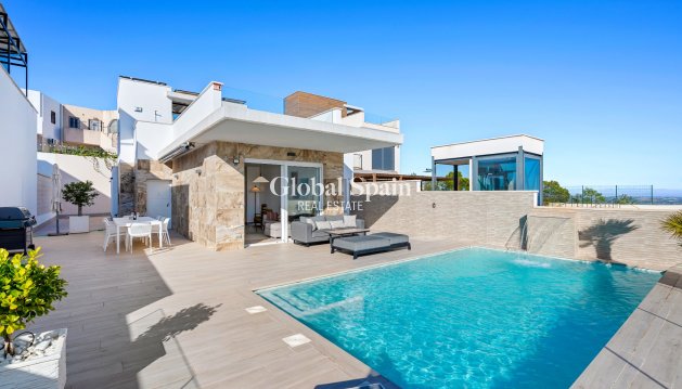 VILLA - Revente - SAN MIGUEL DE SALINAS -
                Inland