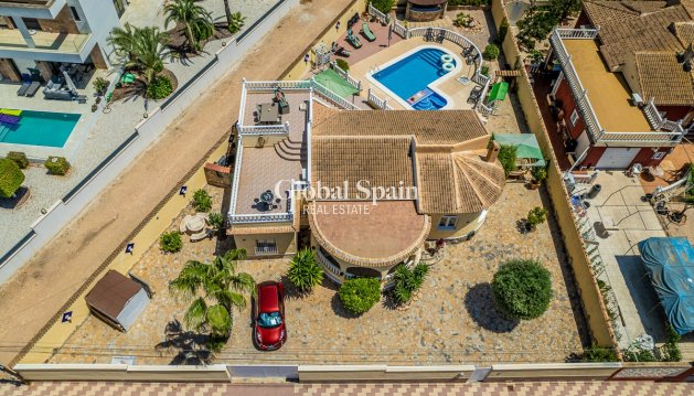 VILLA - Revente - TORREVIEJA -
                La Siesta