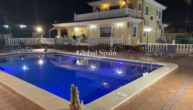 VILLA - Revente - TORREVIEJA -
                LOS BALCONES - LOS ALTOS