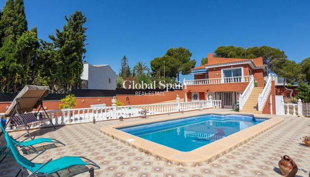 VILLA - Revente - TORREVIEJA -
                LOS BALCONES - LOS ALTOS