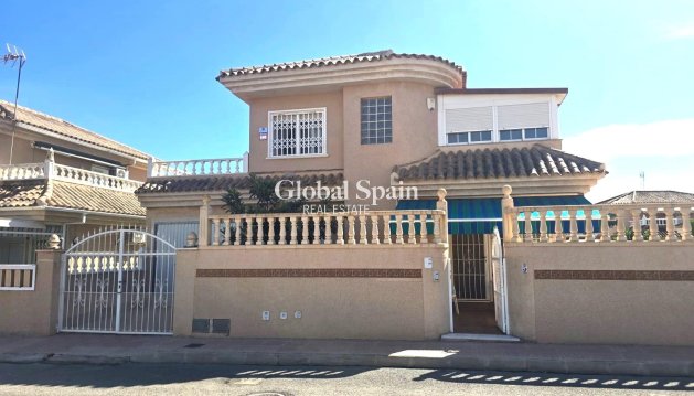 VILLA - Revente - TORREVIEJA -
                LOS BALCONES - LOS ALTOS