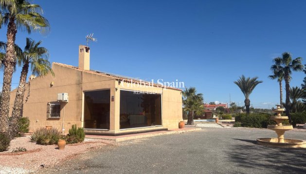 VILLA - Venta - ALBATERA -
                ALBATERA