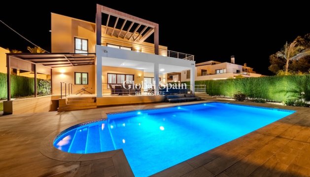 Villa - Venta - CABO ROIG -
                CABO ROIG