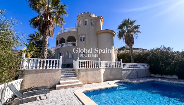 VILLA - Venta -
                CIUDAD QUESADA - SIS-99042