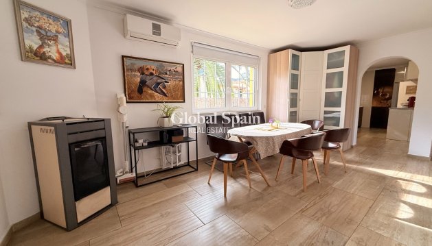 VILLA - Venta - DENIA -
                Les Marines - Las Marinas