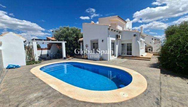 VILLA - Venta - FORTUNA -
                Inland