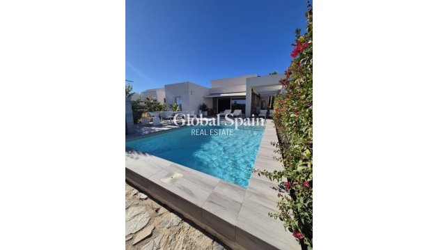 VILLA - Venta - LA FINCA GOLF -
                Inland