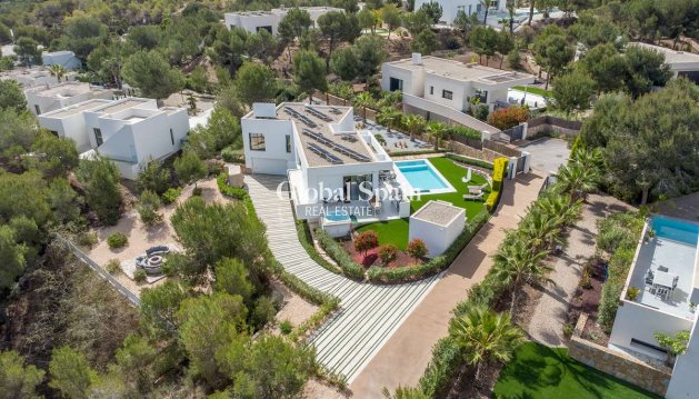 VILLA - Venta - LAS COLINAS GOLF RESORT -
                Costa Blanca