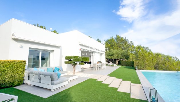 VILLA - Venta - LAS COLINAS GOLF RESORT -
                Costa Blanca