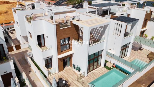 VILLA - Venta - LOS BALCONES - LOS ALTOS -
                Costa Blanca