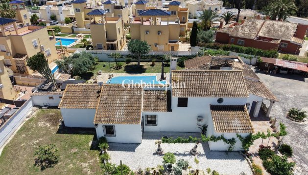 VILLA - Venta - Orihuela Costa -
                Villamartin