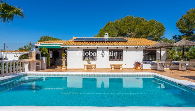 VILLA - Venta - ORIHUELA -
                Inland