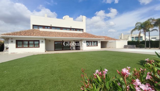 VILLA - Venta - PERALEJA GOLF -
                Inland