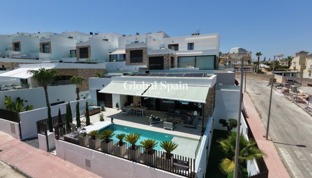 VILLA - Venta - ROJALES -
                Rojales