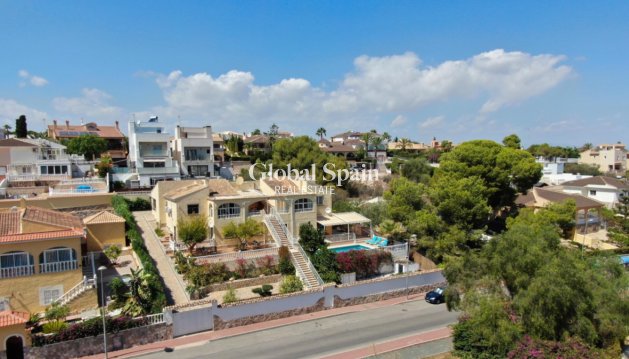 VILLA - Venta - TORREVIEJA -
                Costa Blanca