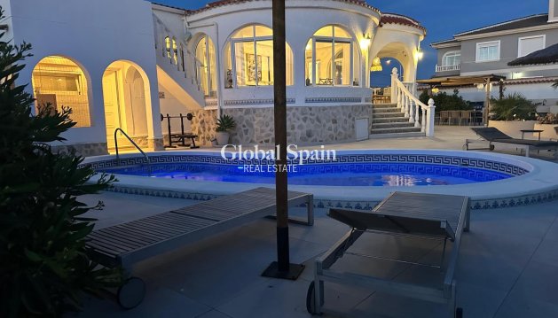 VILLA - Venta - TORREVIEJA -
                Costa Blanca