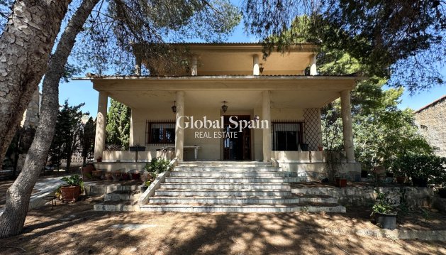 VILLA - Venta - TORREVIEJA -
                Costa Blanca