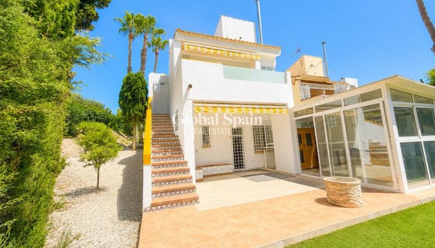 VILLA - Venta - VILLAMARTÍN -
                Costa Blanca