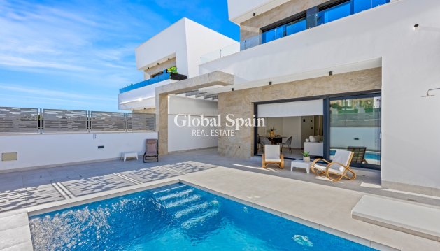 VILLA - Venta - VILLAMARTÍN -
                Costa Blanca