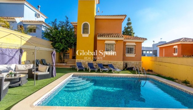 Villa - Venta - VILLAMARTÍN -
                VILLAMARTÍN