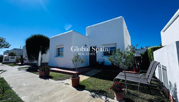 VILLA - Wederverkoop - ALHAMA DE MURCIA -
                ALHAMA DE MURCIA