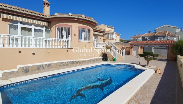VILLA - Wederverkoop - BENIMAR -
                Costa Blanca