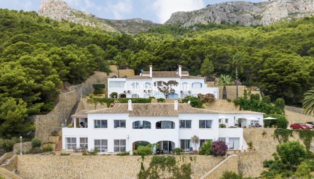 VILLA - Wederverkoop - CALPE -
                Costa Blanca