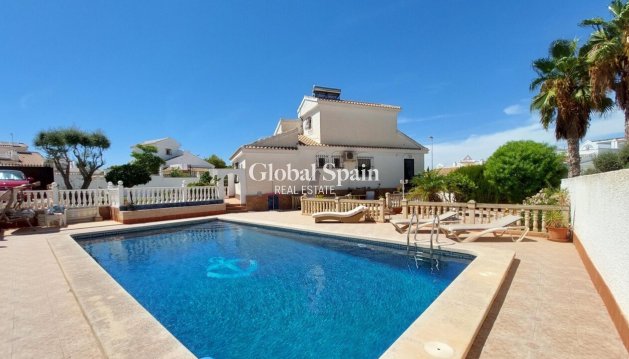 VILLA - Wederverkoop - CAMPOSOL -
                Camposol