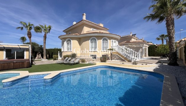 VILLA - Wederverkoop - CIUDAD QUESADA -
                CIUDAD QUESADA