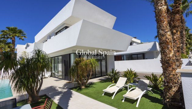 VILLA - Wederverkoop - CIUDAD QUESADA -
                CIUDAD QUESADA