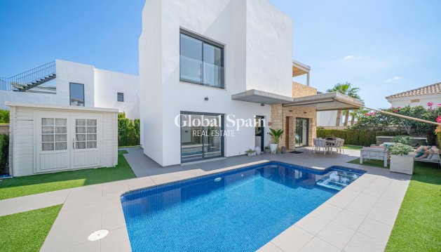 VILLA - Wederverkoop - CIUDAD QUESADA -
                CIUDAD QUESADA