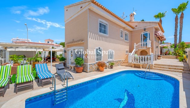 Villa - Wederverkoop - CIUDAD QUESADA -
                CIUDAD QUESADA