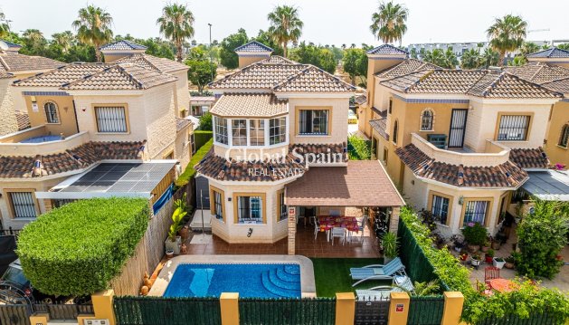 Villa - Wederverkoop - EL RASO -
                EL RASO