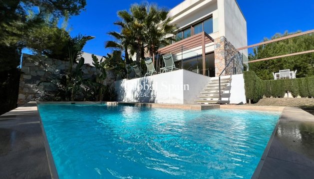 Villa - Wederverkoop - LAS COLINAS GOLF RESORT -
                Las Colinas Golf