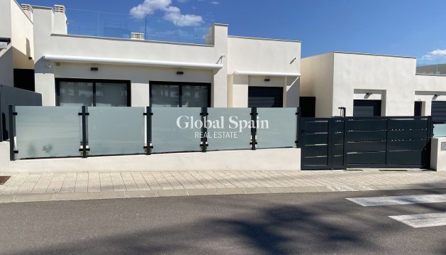 Villa - Wederverkoop - Lo Romero Golf -
                Lo Romero Golf