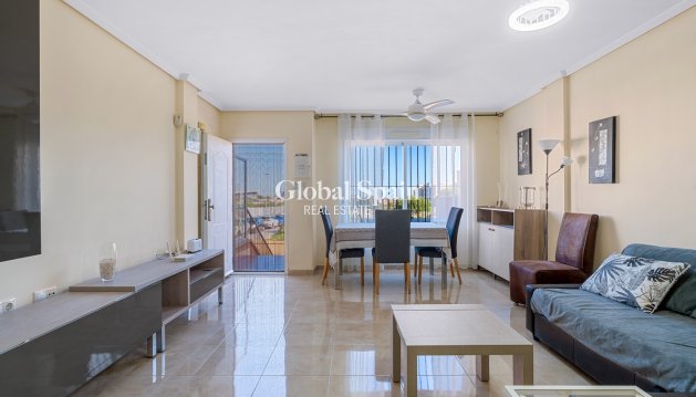 VILLA - Wederverkoop - ORIHUELA COSTA -
                Costa Blanca