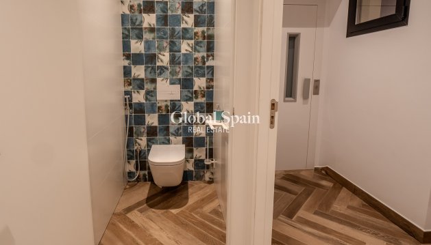 Villa - Wederverkoop - ORIHUELA COSTA -
                Las Colinas Golf