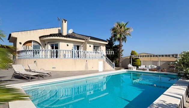 VILLA - Wederverkoop - ROJALES -
                Costa Blanca