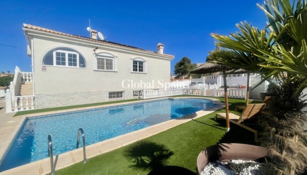 VILLA - Wederverkoop - SAN FULGENCIO -
                Urbanisation la Marina