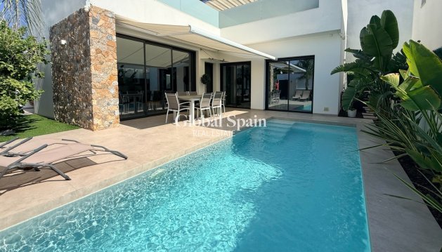 VILLA - Wederverkoop - SAN JAVIER -
                Santiago de la Ribera