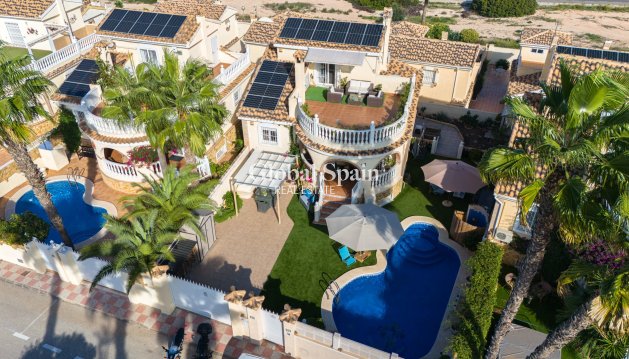 VILLA - Wederverkoop - SANTA POLA -
                Costa Blanca