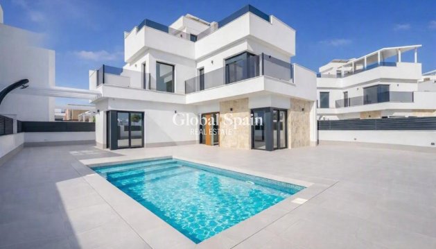 VILLA - Wederverkoop - SANTA ROSALÍA -
                Torre Pacheco