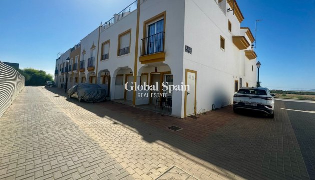 VILLA - Wederverkoop - TORRE PACHECO -
                Inland