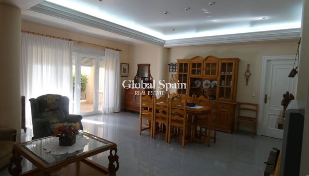 VILLA - Wiederverkauf - ALMORADÍ -
                ALMORADÍ