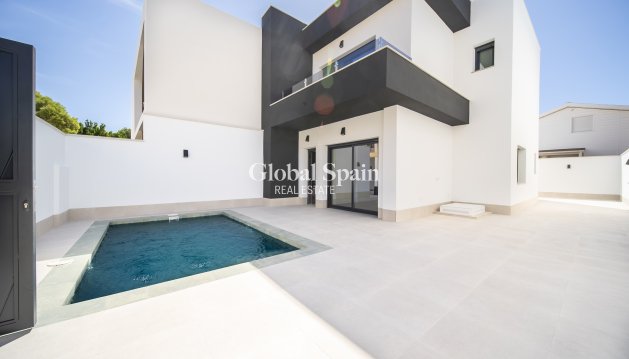 Villa - Wiederverkauf - Almoradi -
                Las Heredades