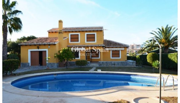 Villa - Wiederverkauf - CABO ROIG -
                CABO ROIG