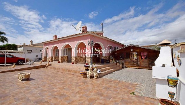 VILLA - Wiederverkauf - CABO ROIG -
                Costa Blanca