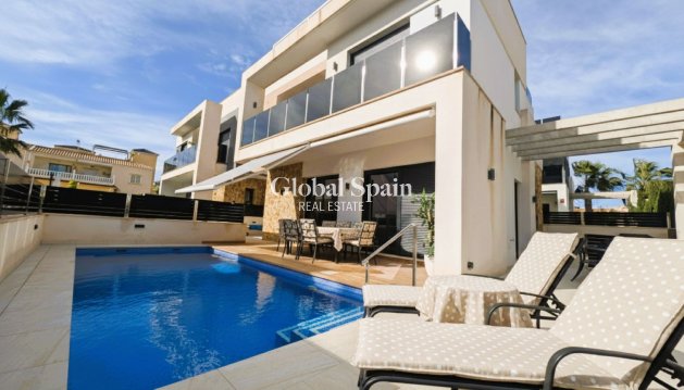 VILLA - Wiederverkauf - CABO ROIG -
                Costa Blanca