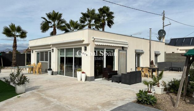 VILLA - Wiederverkauf - CREVILLENTE -
                Costa Blanca